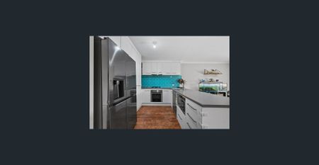 Ideal Family Living - Photo 3