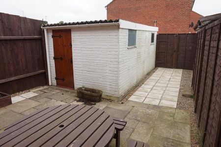 2 bedroom terraced house to rent - Photo 5