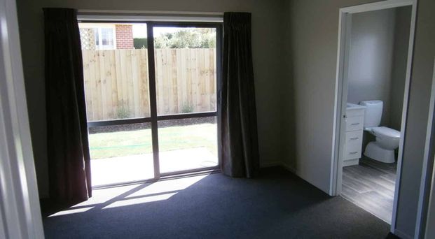 Modern, Comfortable Living in Lincoln – 3-Bedroom Home - Photo 1