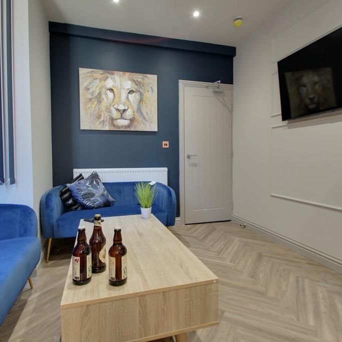 1 bedroom in a house share to rent - Photo 1