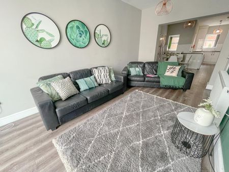 7 bedroom terraced house to rent - Photo 5