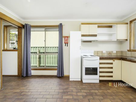 2/51 George Street, Latrobe - Photo 4