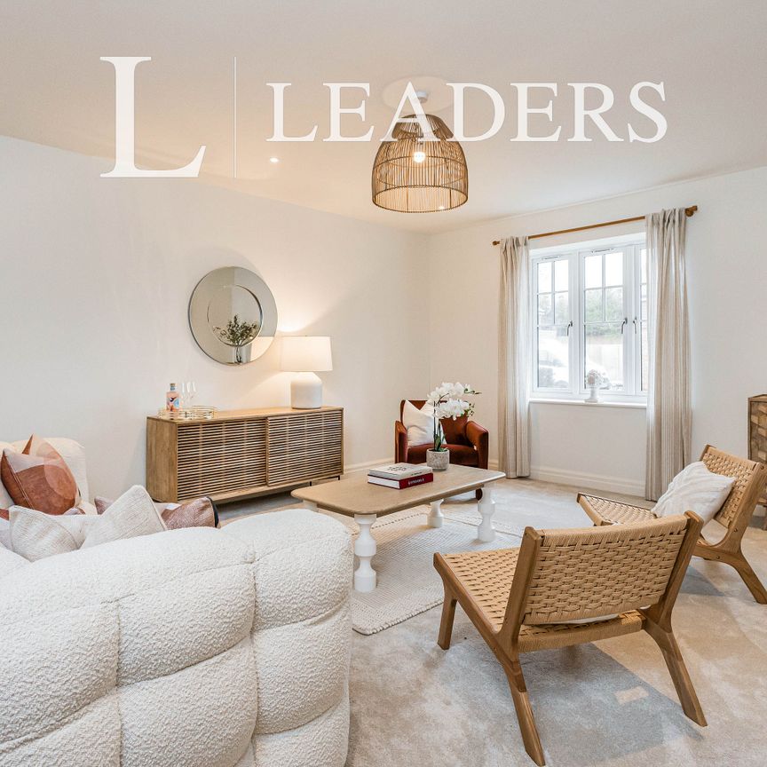 4 bedroom house to rent Acorn Gardens, Bell Lane, Splaynes Green, Fletching, TN22 - Photo 1