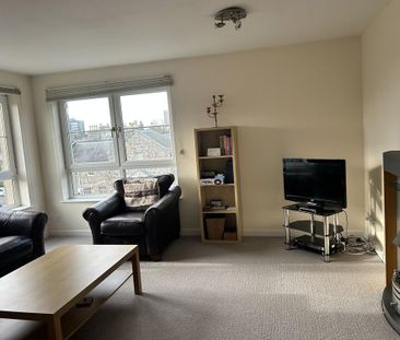 3 bedroom flat to rent - Photo 1
