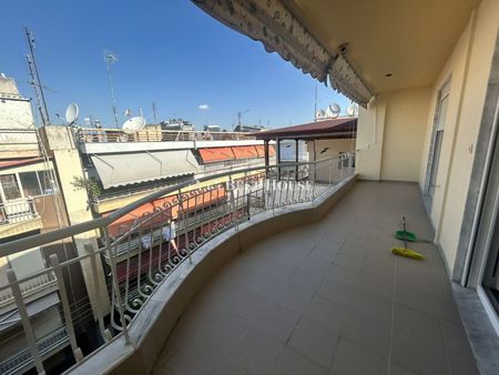 Διαμέρισμα για ενοικίαση Κέντρο (Μενεμένη) - Φωτογραφία 3