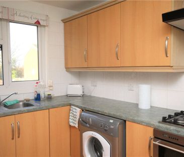 Park Barn Drive, Guildford, Surrey, GU2 8EX - Photo 5