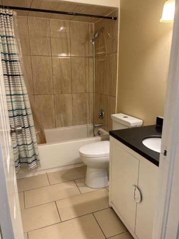 For Lease - 166 Hupfield Trail Unit# Front Unit, Toronto, Ontario - Photo 5