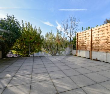 MODERN STUDIO WITH WIDE TERRACE - Photo 5