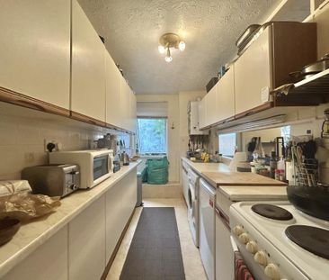 Studio to rent - Photo 4