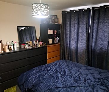 2 Bed Flat, Scott Hall Road, LS17 - Photo 4