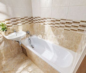 Pronájem bytu 3+1 60 m² - Fotografie 5