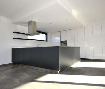 Spacious 4.5-room apartment with terrace near the golf course and t... - Photo 5