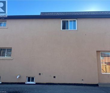 232 BARTON Street, Hamilton, Ontario, L8E9X9 - Photo 4