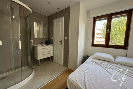 APPARTEMENT 2 PIECES FREJUS - Photo 2