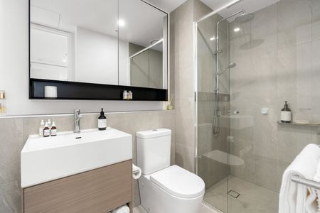 Bright Two Bedroom by Central Prahran - Photo 3