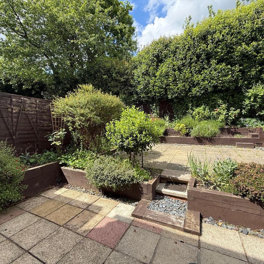 1 bedroom house,sharedAccommodation in Arncliffe, Bracknell - Photo 1