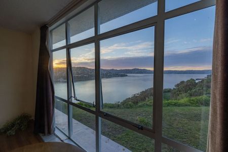 Cosy apartment with amazing views in Maupuia - Photo 3