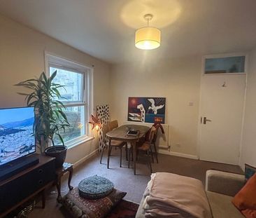 1 Bed Maisonette, Stackpool Road, BS3 - Photo 2