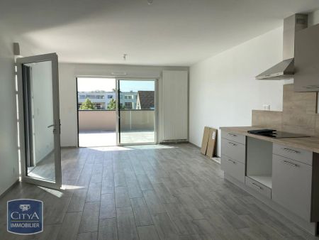 Appartement à louer 4 pièces 77.54m² - Photo 2