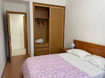 Rua General Themudo Barata, Lisbon, Lisbon 1170-259 - Photo 3