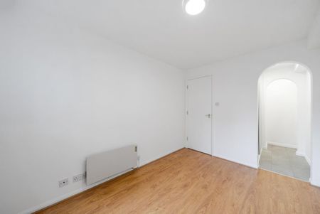 Southey Road, Wimbledon SW19 - Photo 2