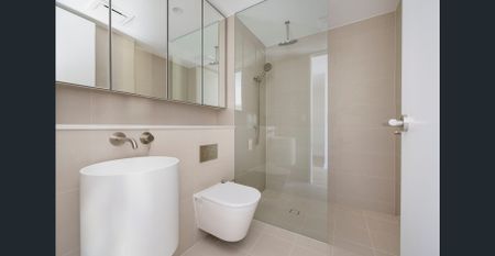 Contemporary home / modern building / edge of CBD - Photo 4