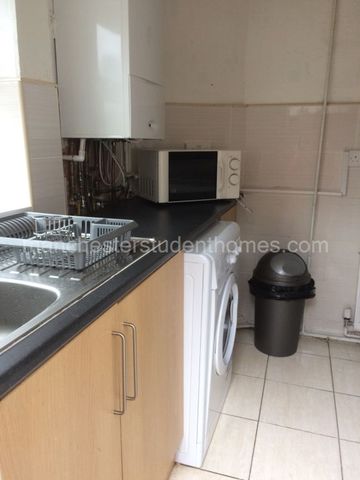 Maine Road, Manchester, M14 7WQ - Photo 4