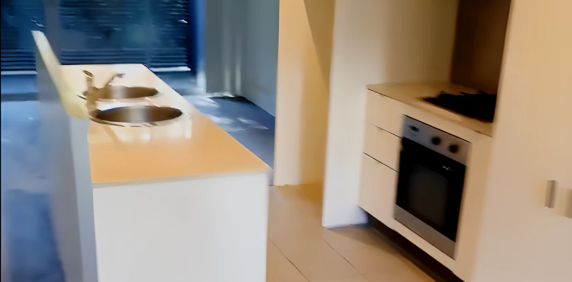 86/5A Victoria Park Parade, Sydney - Photo 2