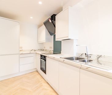 Available unfurnished from 09/01/2026 - Photo 3