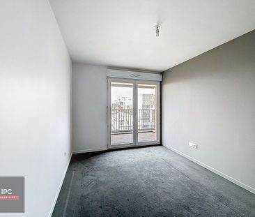 Location Appartement 3 pièces 65m² - Photo 3