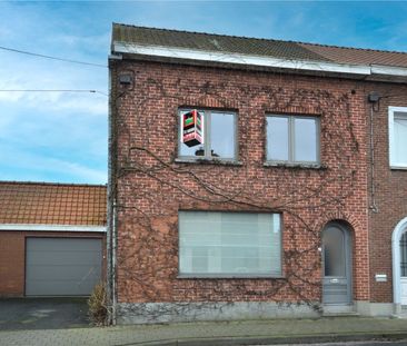 CHARMANTE WONING NABIJ CENTRUM ROESELARE - Photo 2