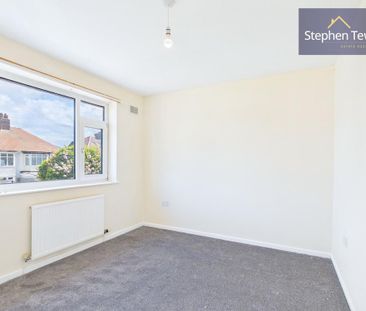 3 bedroom end of terrace house to rent - Photo 5
