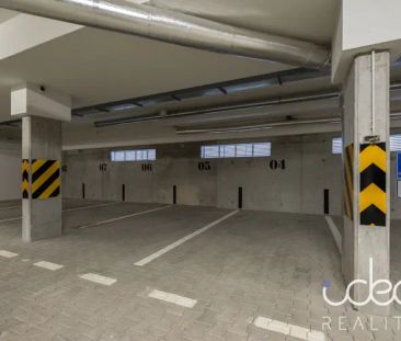 Moderní byt 1+kk s balkonem a garážovým stáním, 29 m - Photo 4