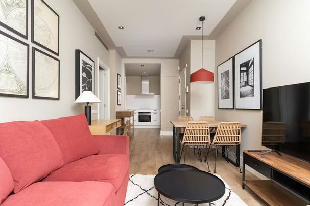 Carrer de Sagués, Barcelona, Catalonia 08021 - Foto 1