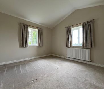 2 bedroom barn conversion to rent - Photo 2