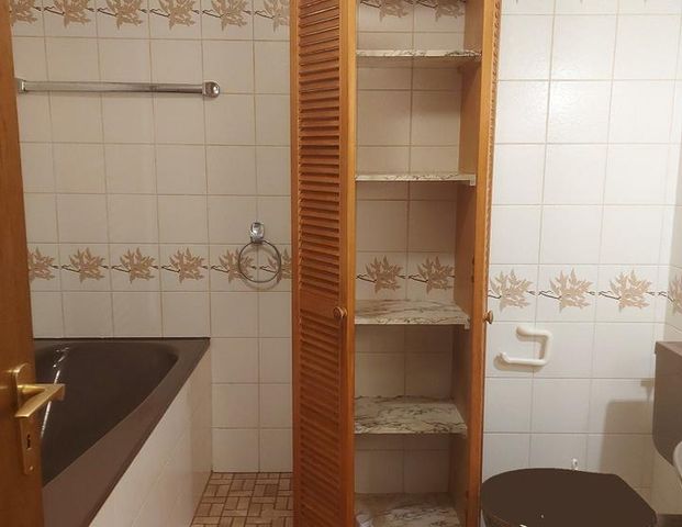 2 Zi. Wohnung 65 qm, Balkon, zentrale Lage - Foto 1