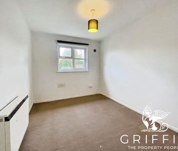 Kiln Way, Badgers Dene, Grays, RM17 - Photo 3