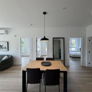 5½ NEUF À SAINTE-ROSE | TOUT INCLUS + 1 - Photo 2