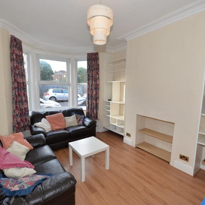4 bedroom terraced house to rent - Photo 1