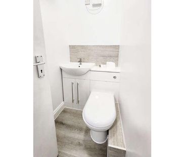 Ashleigh Avenue, Bridgwater, TA6 - Photo 3