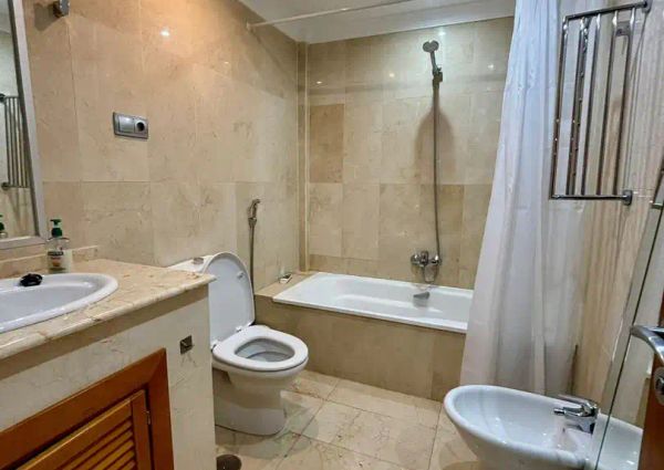 Planta baja de alquiler en Nueva Andalucia K, 19, Los Naranjos