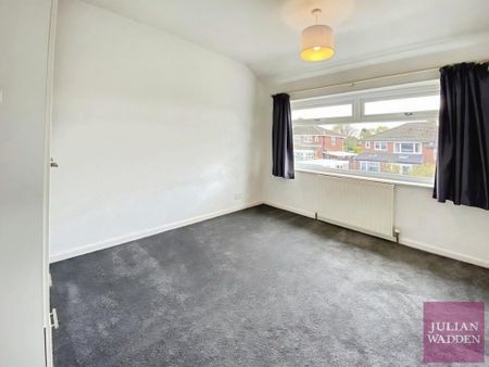 3 bedroom semi-detached house to rent - Photo 4