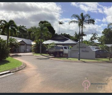 Two‑Bedroom Villa in Quiet Complex - Photo 6