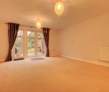 3 bedroom semi detached house to rent, - Photo 6