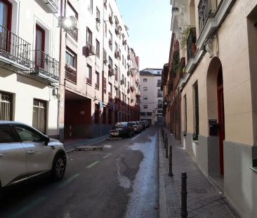 1-bedroom apartment for rent in Palacio, Madrid - Photo 5
