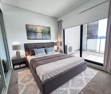 Beautifully Presented Apartment! - Photo 3