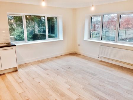 1 bedroom apartment to rent London Road, East Grinstead, RH19 - Photo 5