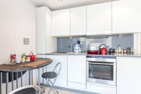 Studio to rent - Photo 5
