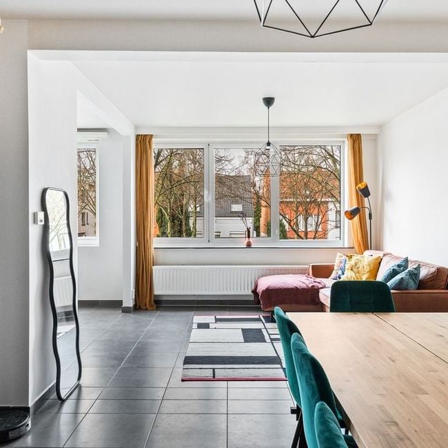 Appartement te huur in Brasschaat voor € 920 met 2 slaapkamers - Photo 1