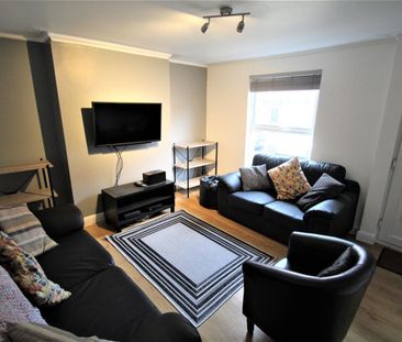 5 bedroom terraced house to rent - Photo 2